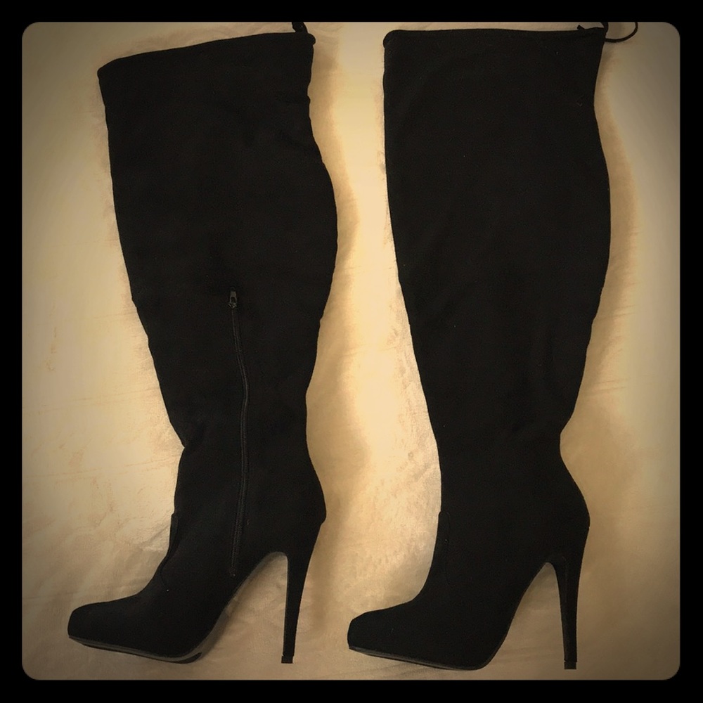 Journee Collection Wide Calf over the knee boots size 8 1/2  5” heel